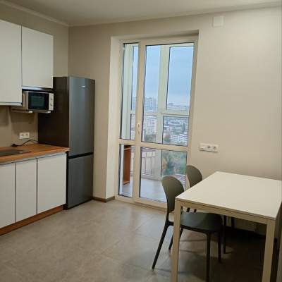 Зняти квартиру - Київ, Вербицького Архітектора вул.1в, Харківський масив. Оренда нерухомості - Дарницький район, вторинний ринок і новобуд недорого, ціна до 18300грн, оголошення №1853113 фото 1