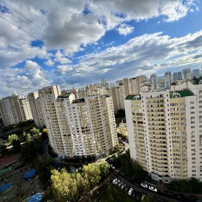 Зняти квартиру - Київ, Урлівська вул.23г, Позняки. Оренда нерухомості - Дарницький район, вторинний ринок і новобуд недорого, ціна до 10000грн, оголошення №1856749 фото 1